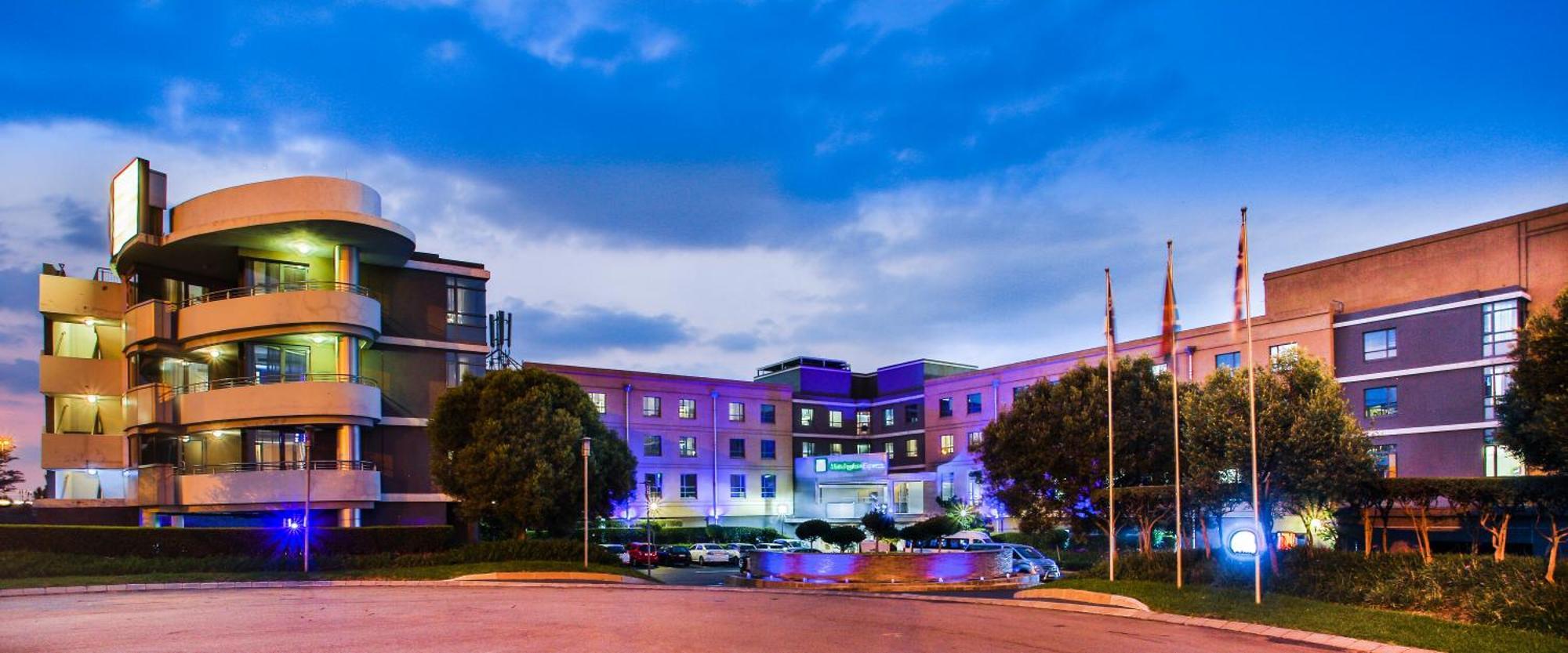 Holiday Inn Express Sandton-Woodmead By Ihg Luaran gambar